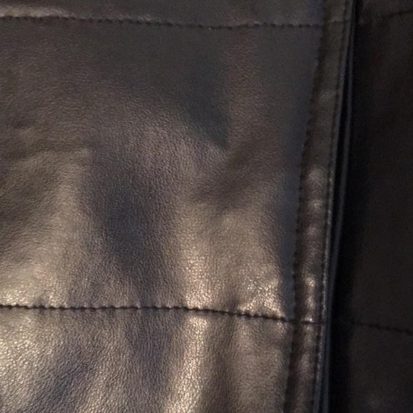 Women’s Fu Da Sport black vest - Picture 4 of 4